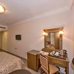 Laleli Gonen מלון 3*