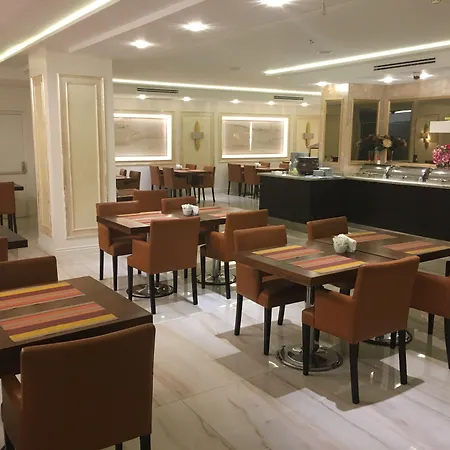 酒店 拉雷利高能酒店 3*